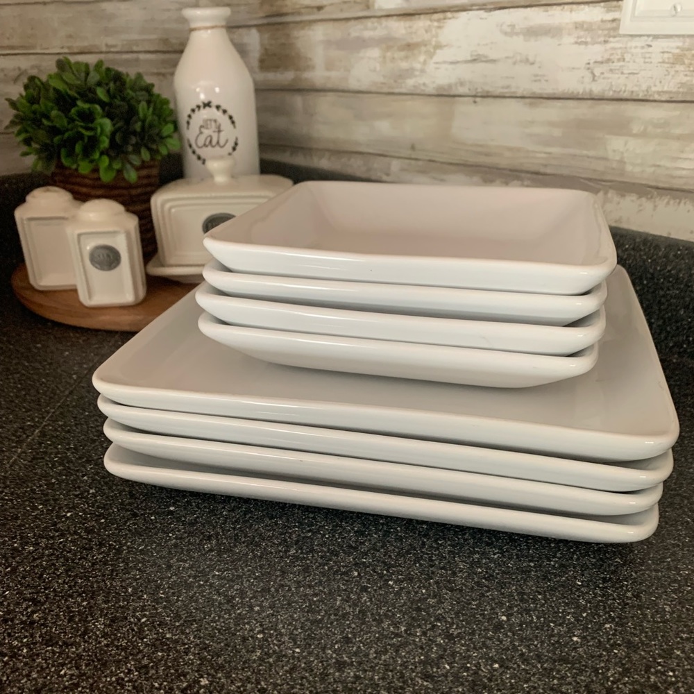 Pampered Chef Simple Additions plates